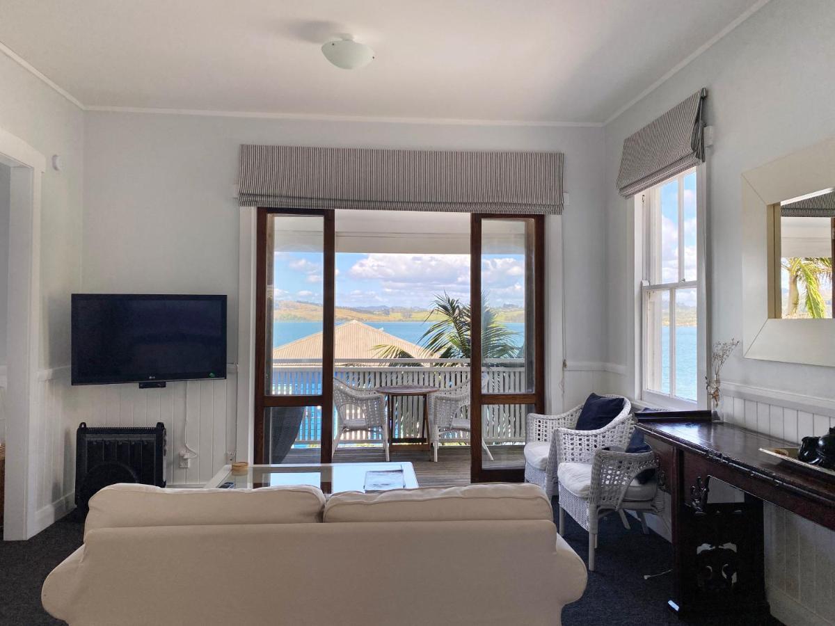 Mangonui Waterfront Apartments Boutique Hotel Extérieur photo