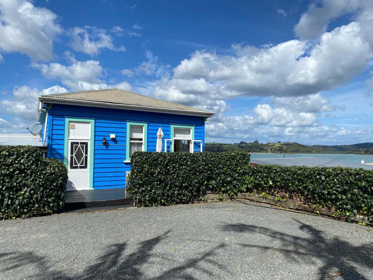 Mangonui Waterfront Apartments Boutique Hotel Extérieur photo