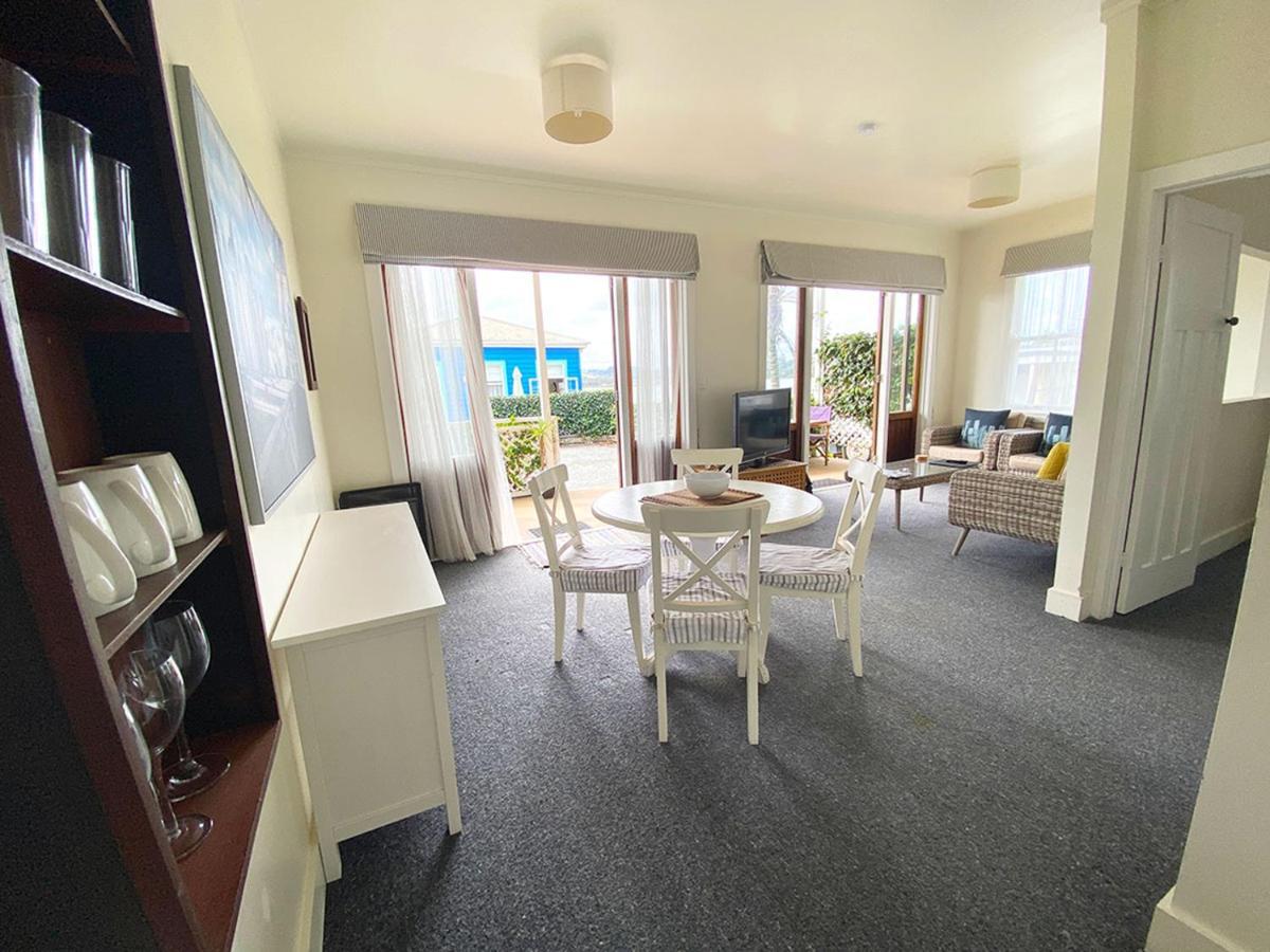 Mangonui Waterfront Apartments Boutique Hotel Extérieur photo