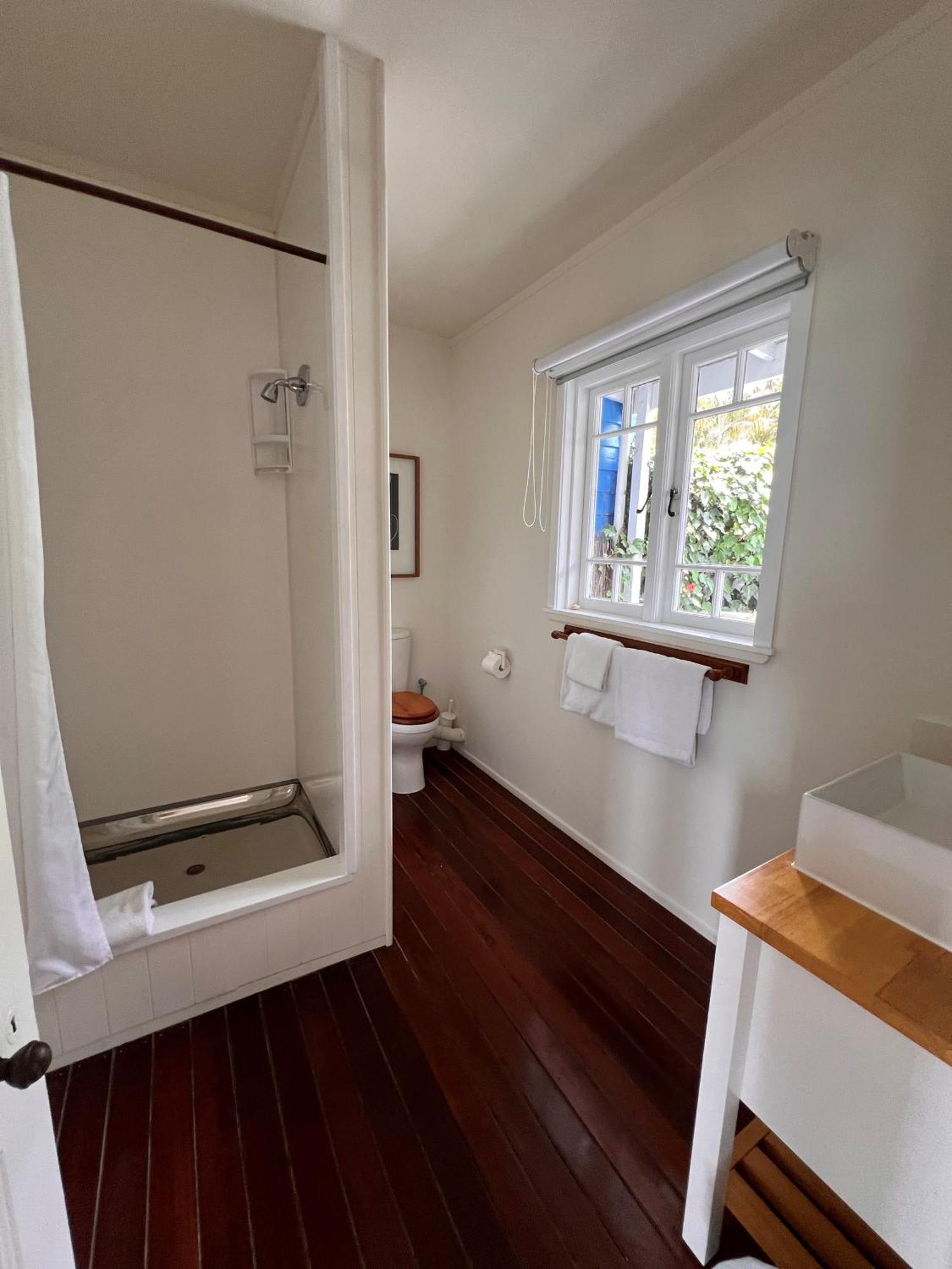 Mangonui Waterfront Apartments Boutique Hotel Extérieur photo