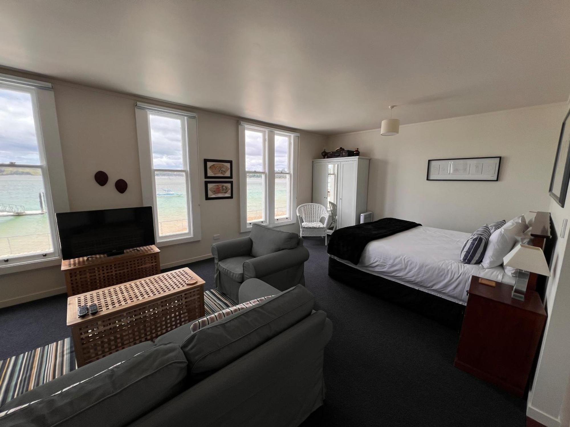 Mangonui Waterfront Apartments Boutique Hotel Extérieur photo