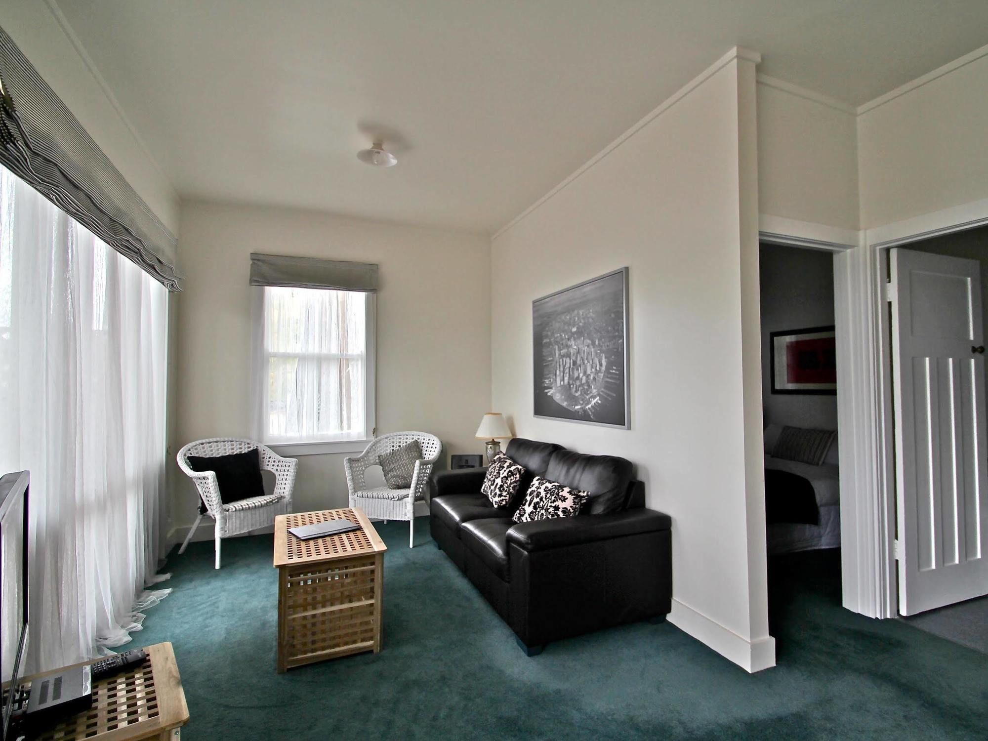 Mangonui Waterfront Apartments Boutique Hotel Extérieur photo